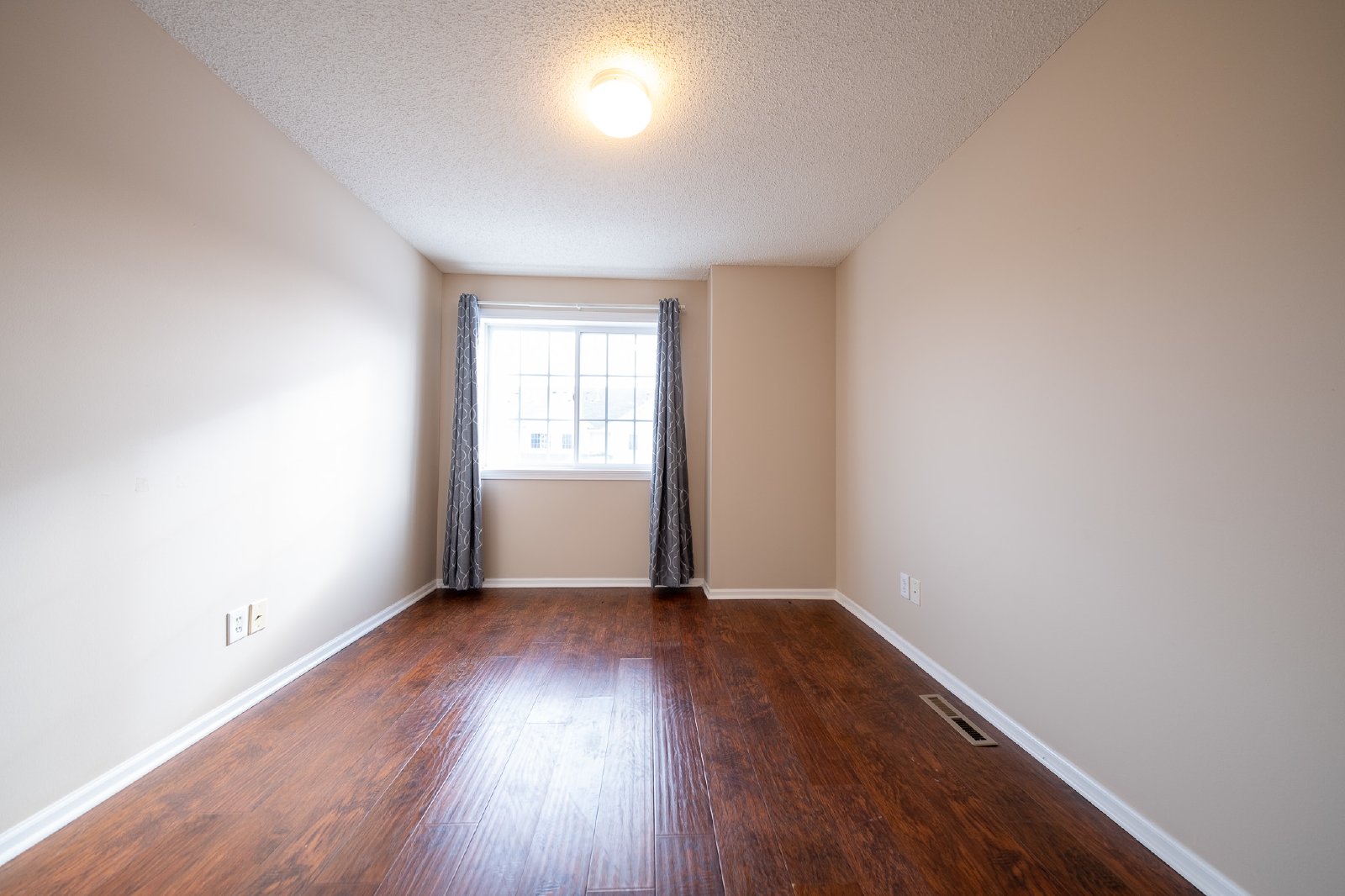 River Birch Lane Southeast, Prior Lake (17335) MJ KK1 - 1 property image