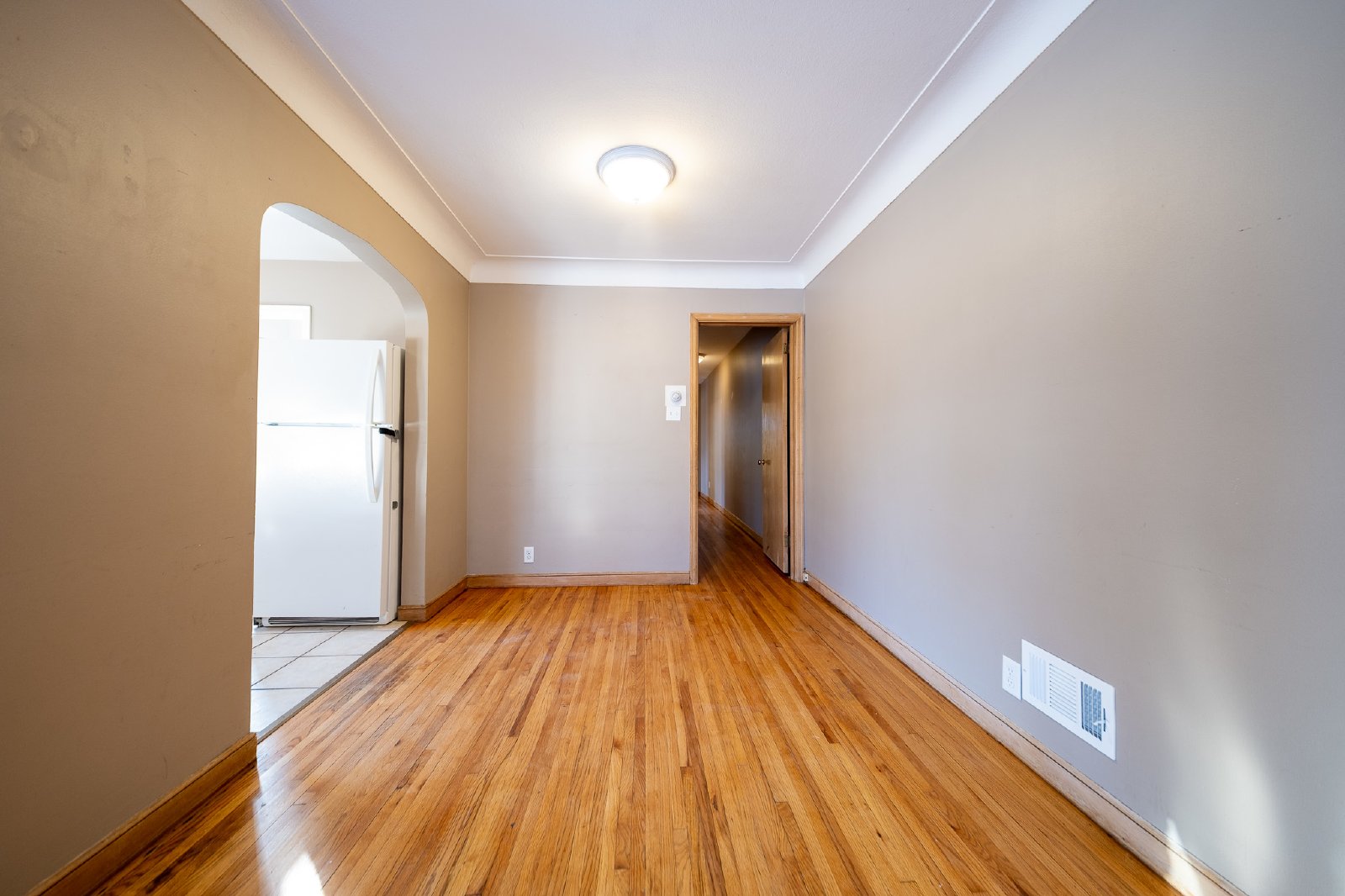 Portland Avenue, Minneapolis (5922) MH CW1 **TPO** - 1 property image