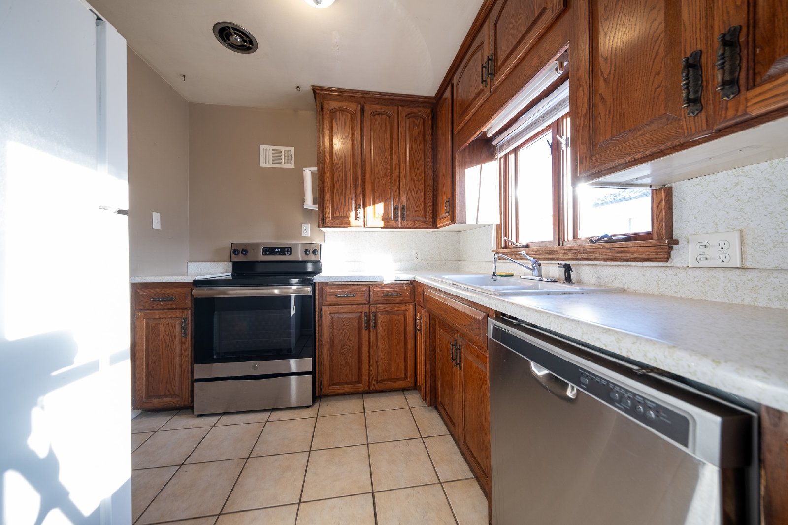 Portland Avenue, Minneapolis (5922) MH CW1 **TPO** - 1 property image