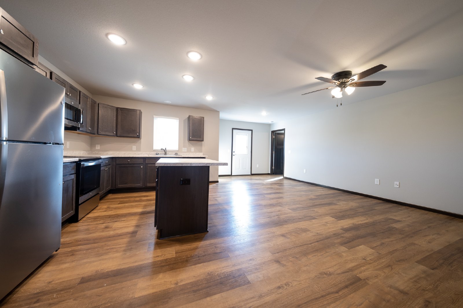 4th Circle Drive Southeast, Lonsdale (669) LY KZ1 **HWP** - 1 property image