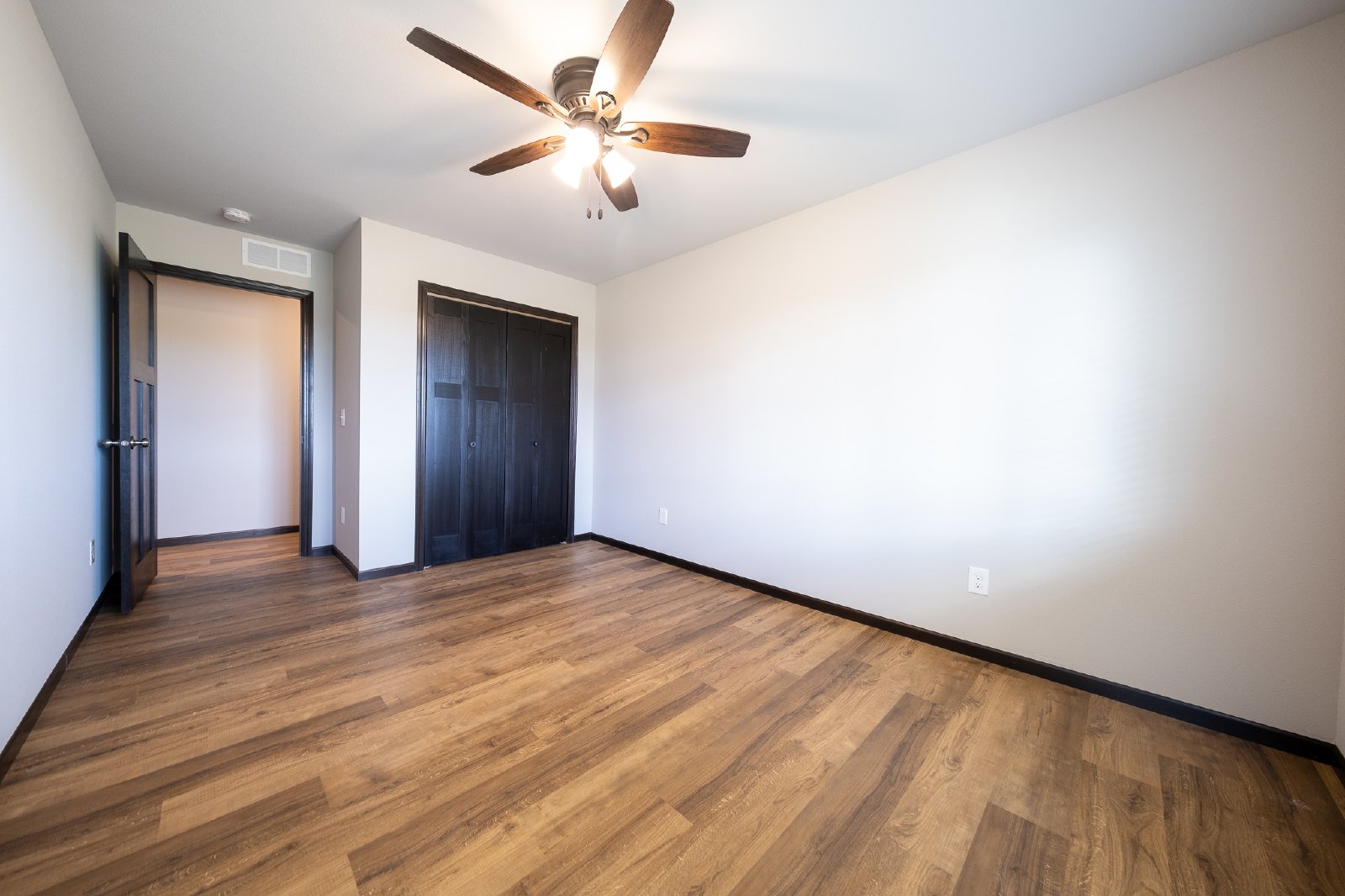 4th Circle Drive Southeast, Lonsdale (669) LY KZ1 **HWP** - 1 property image