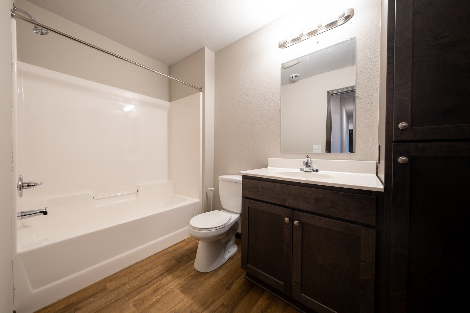 4th Circle Drive Southeast, Lonsdale (669) LY KZ1 **HWP** - 1 property image