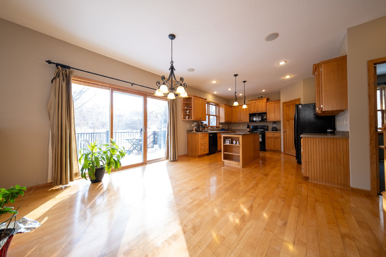 Danube Avenue, Shakopee (572) JP KK1 **HWP** - 1 property image