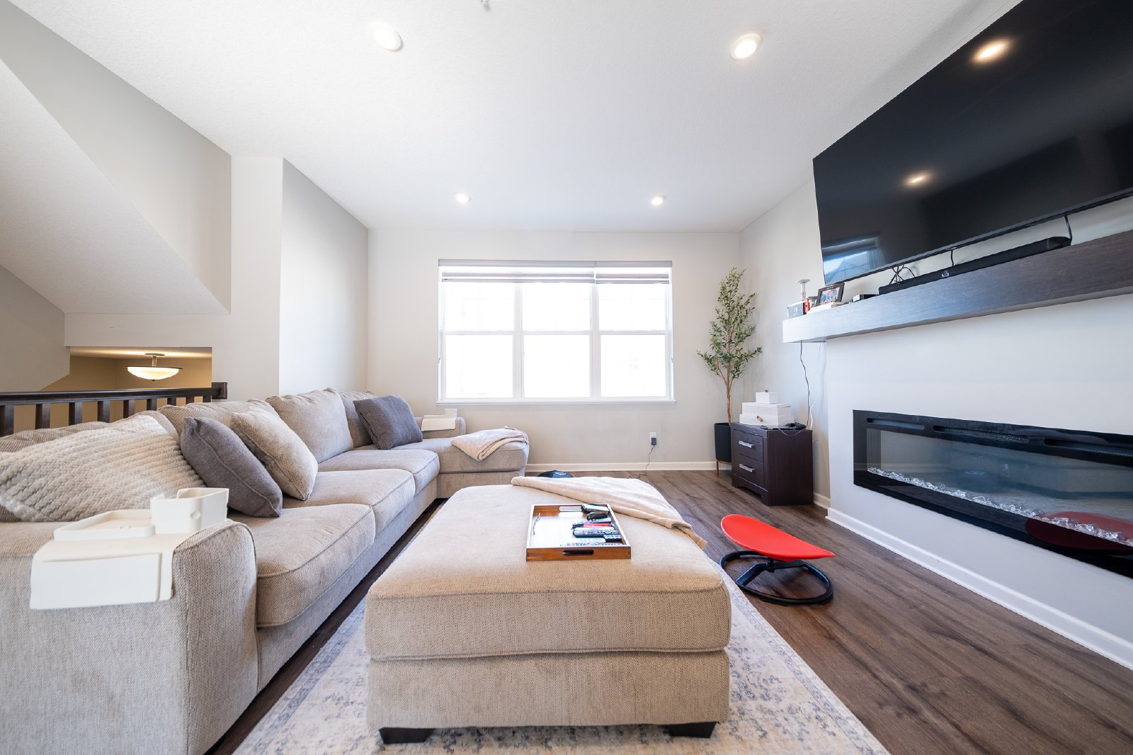 136th Way, Rogers (21860) JH CW1 - 1 property image