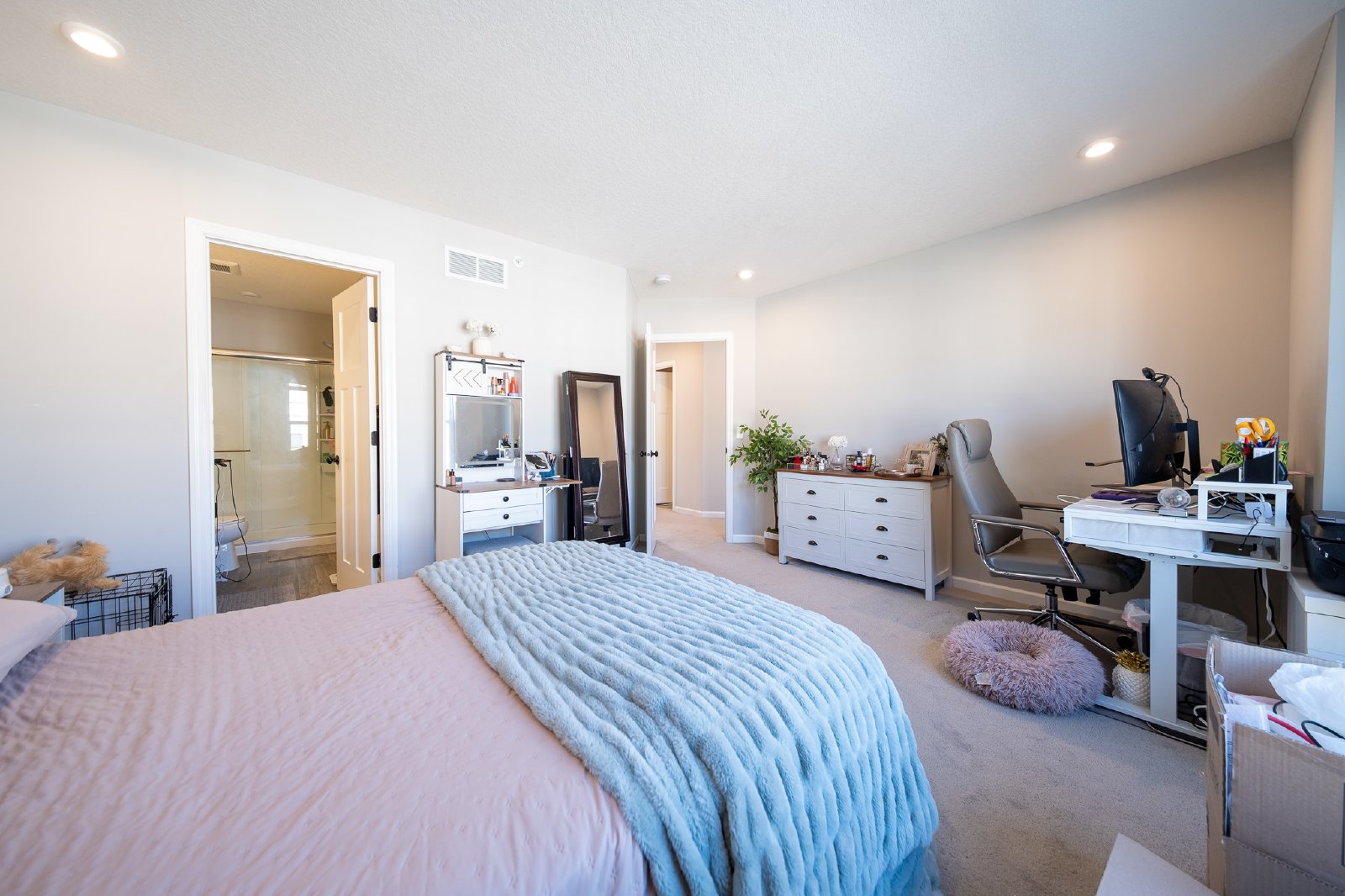 136th Way, Rogers (21860) JH CW1 - 1 property image