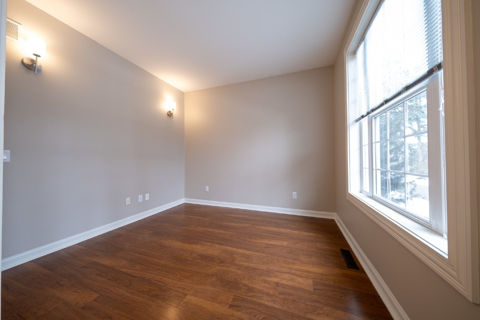 North Shore Drive, Orono (3290) MJ JS1 - 1 property image