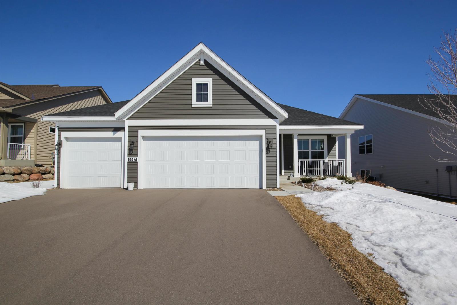 Arthur Court, Rosemount (1447) LS MG1 - 1 property image