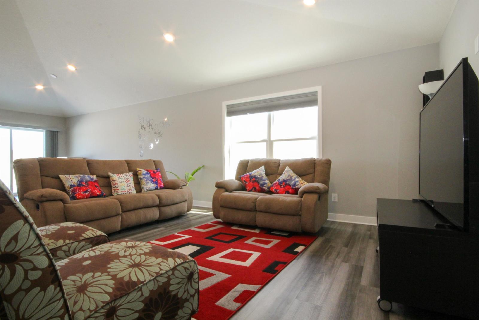 Arthur Court, Rosemount (1447) LS MG1 - 1 property image