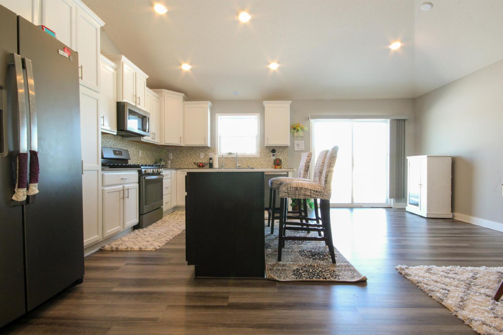 Arthur Court, Rosemount (1447) LS MG1 - 1 property image