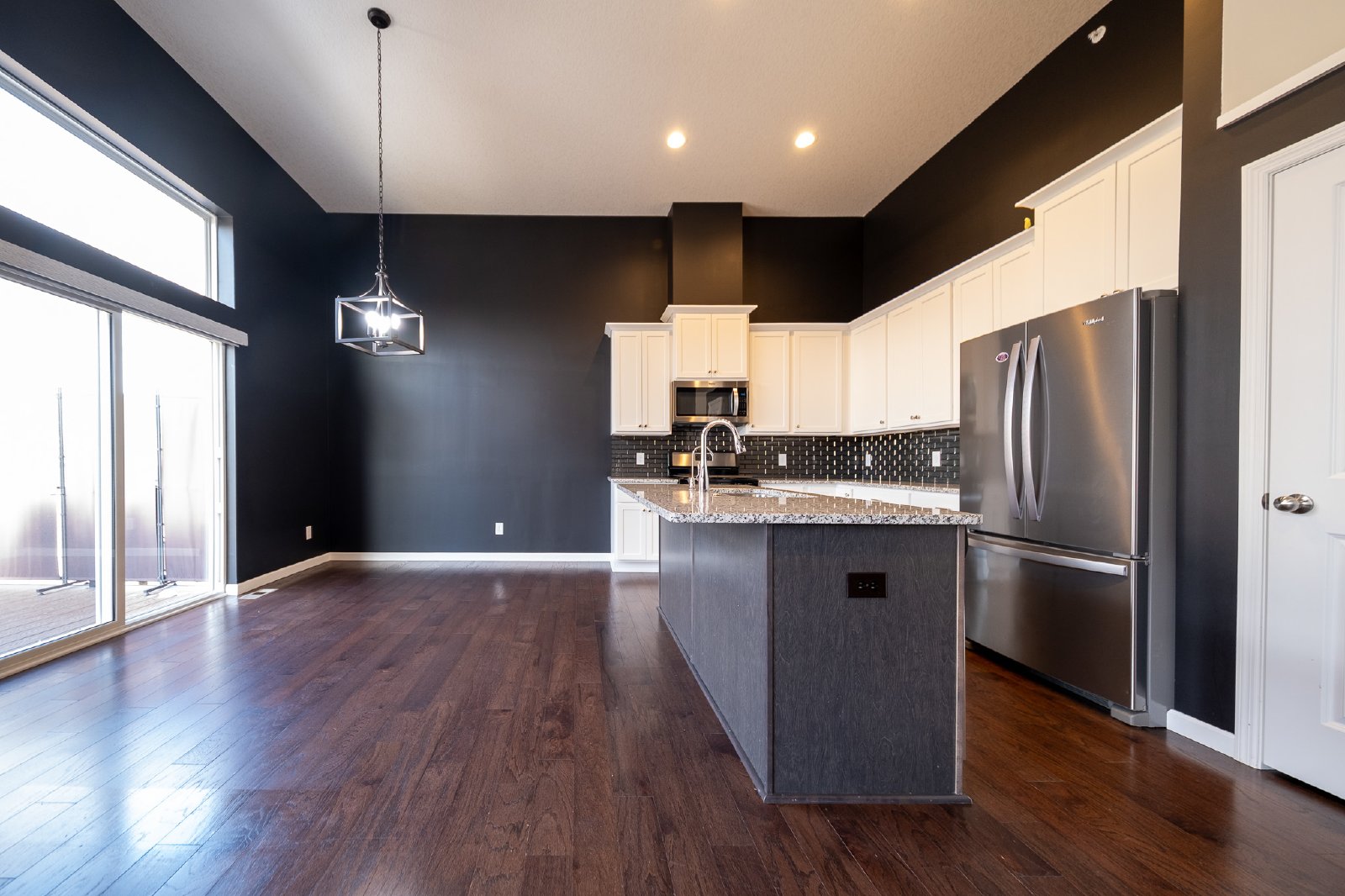 Bronze Parkway, Rosemount (13369) LS DG1 *HWP* - 1 property image