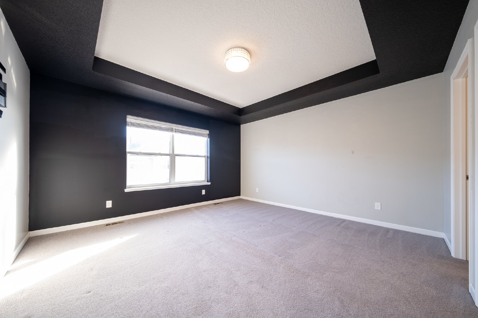 Bronze Parkway, Rosemount (13369) LS DG1 *HWP* - 1 property image