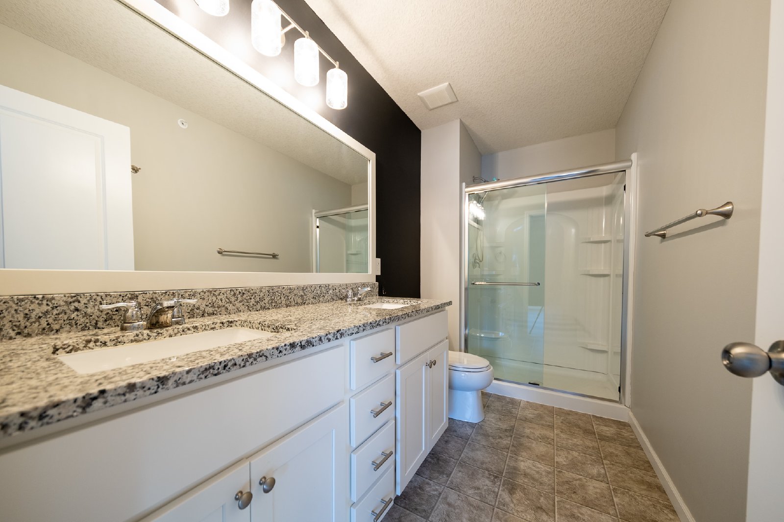 Bronze Parkway, Rosemount (13369) LS DG1 *HWP* - 1 property image