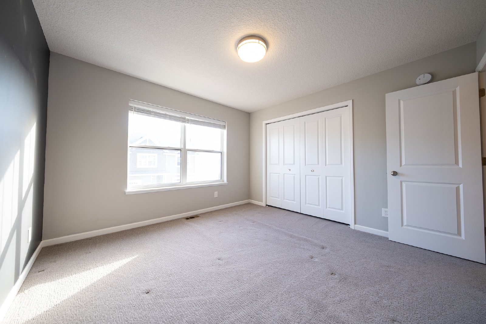 Bronze Parkway, Rosemount (13369) LS DG1 *HWP* - 1 property image