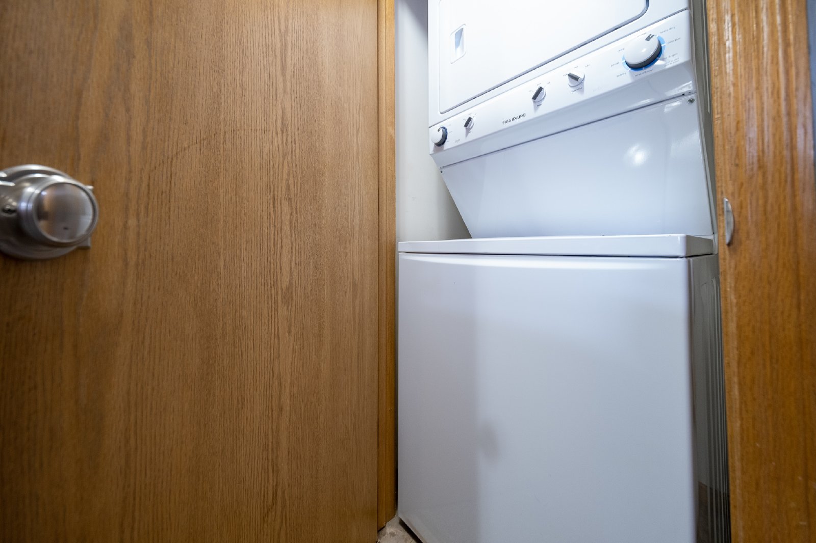 Bradbury Circle, Jordan (800) AB CW1 - 1 property image