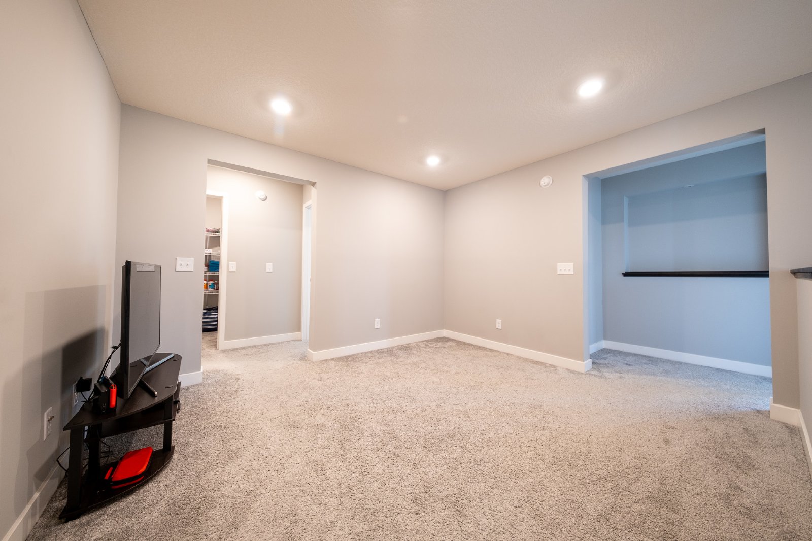 Abercrombie Lane, Woodbury (8380) JP KZ1 - 1 property image