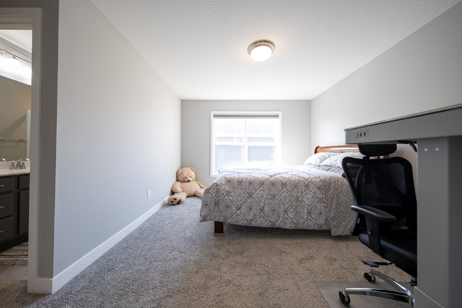 Abercrombie Lane, Woodbury (8380) JP KZ1 - 1 property image