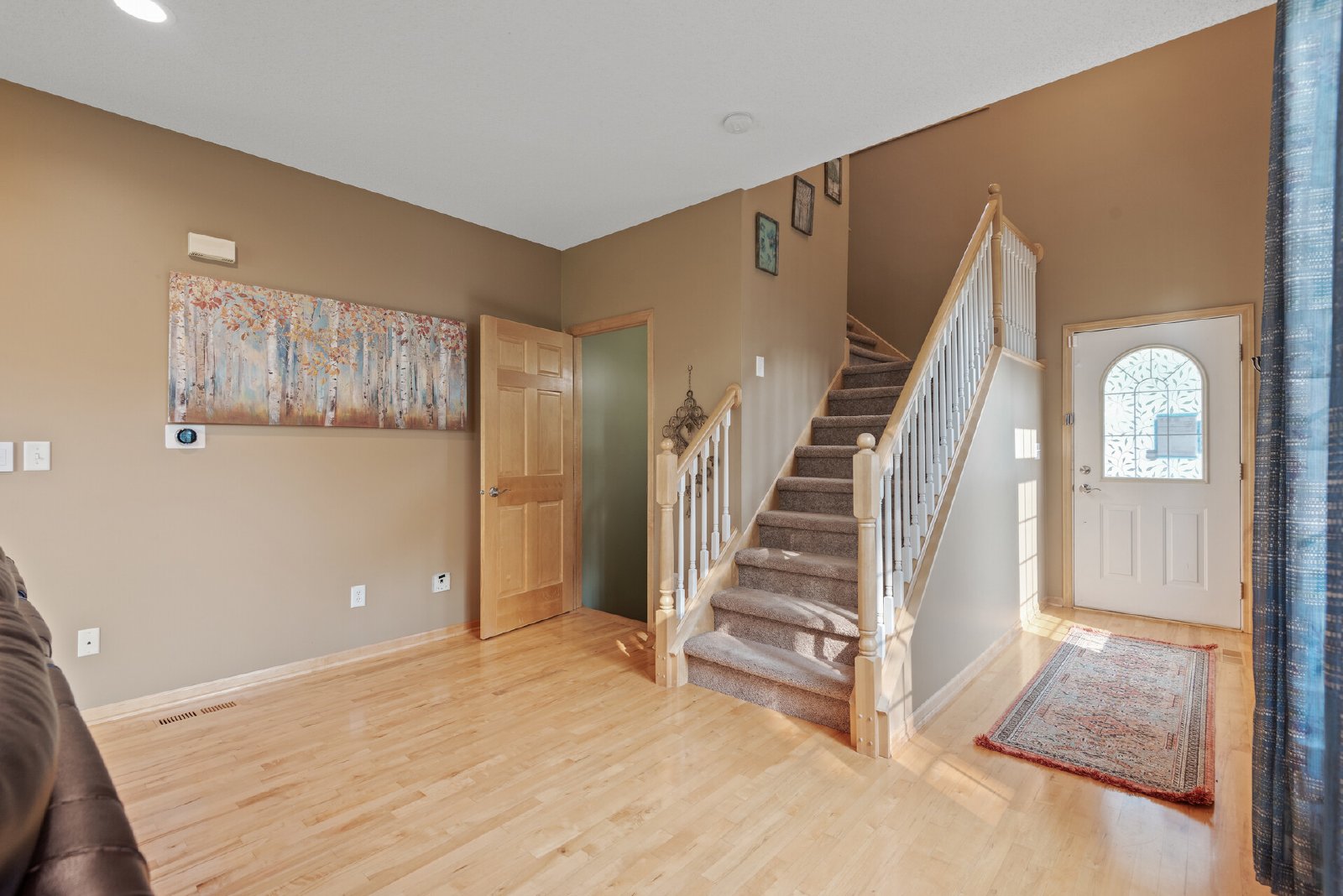 Malibu Drive, Edina (5548) LY KZ1 **HWP** - 1 property image