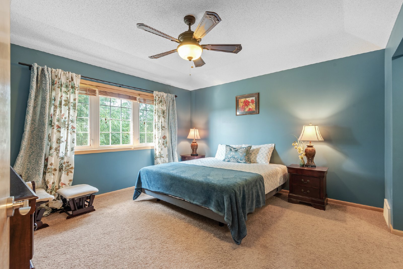 Malibu Drive, Edina (5548) LY KZ1 **HWP** - 1 property image