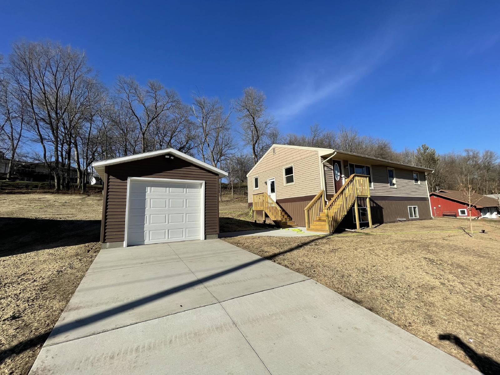 Willow Street, Faribault (728) MJ CW2 - 1 property image