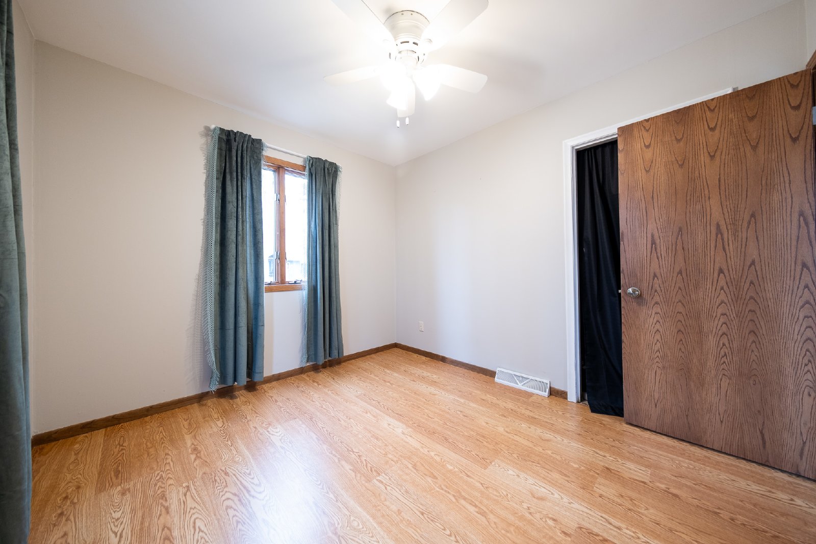 Juneau Lane North, Plymouth (1410) AB KK1 **TPO** - 1 property image