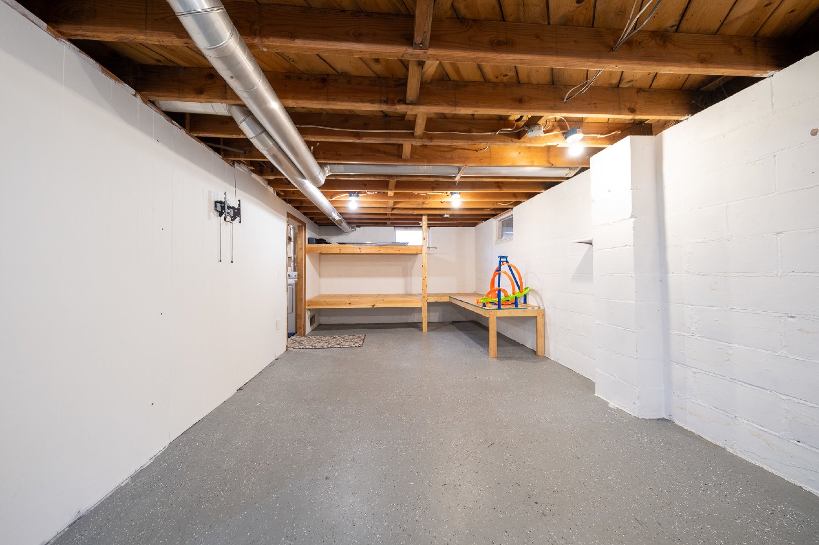 Juneau Lane North, Plymouth (1410) AB KK1 **TPO** - 1 property image