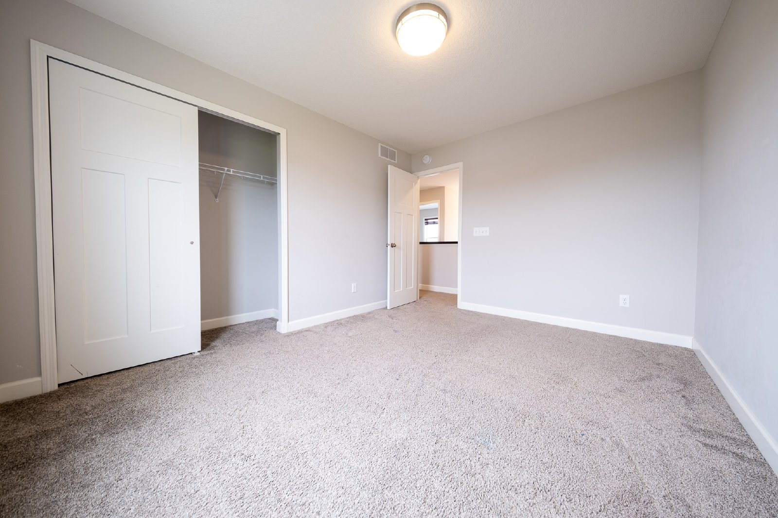 Goldfinch Way, Lakeville (18196) JH KK1 - 1 property image