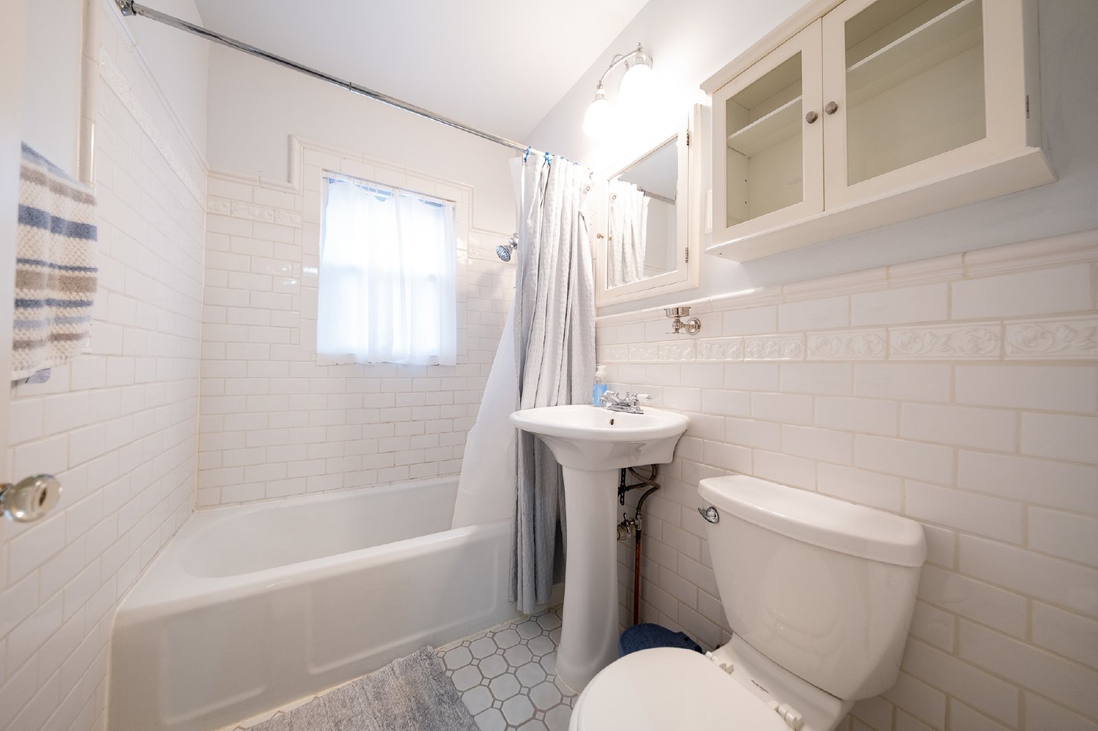 Clinton Avenue, Minneapolis (6057) MJ DG1 *HWP* - 1 property image