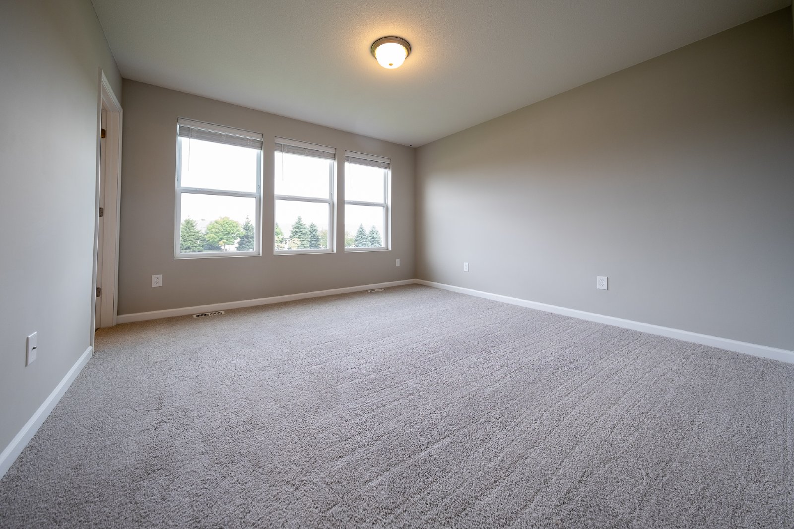 Giants Way, Lakeville (17943) AB MG1 **HWP** - 1 property image