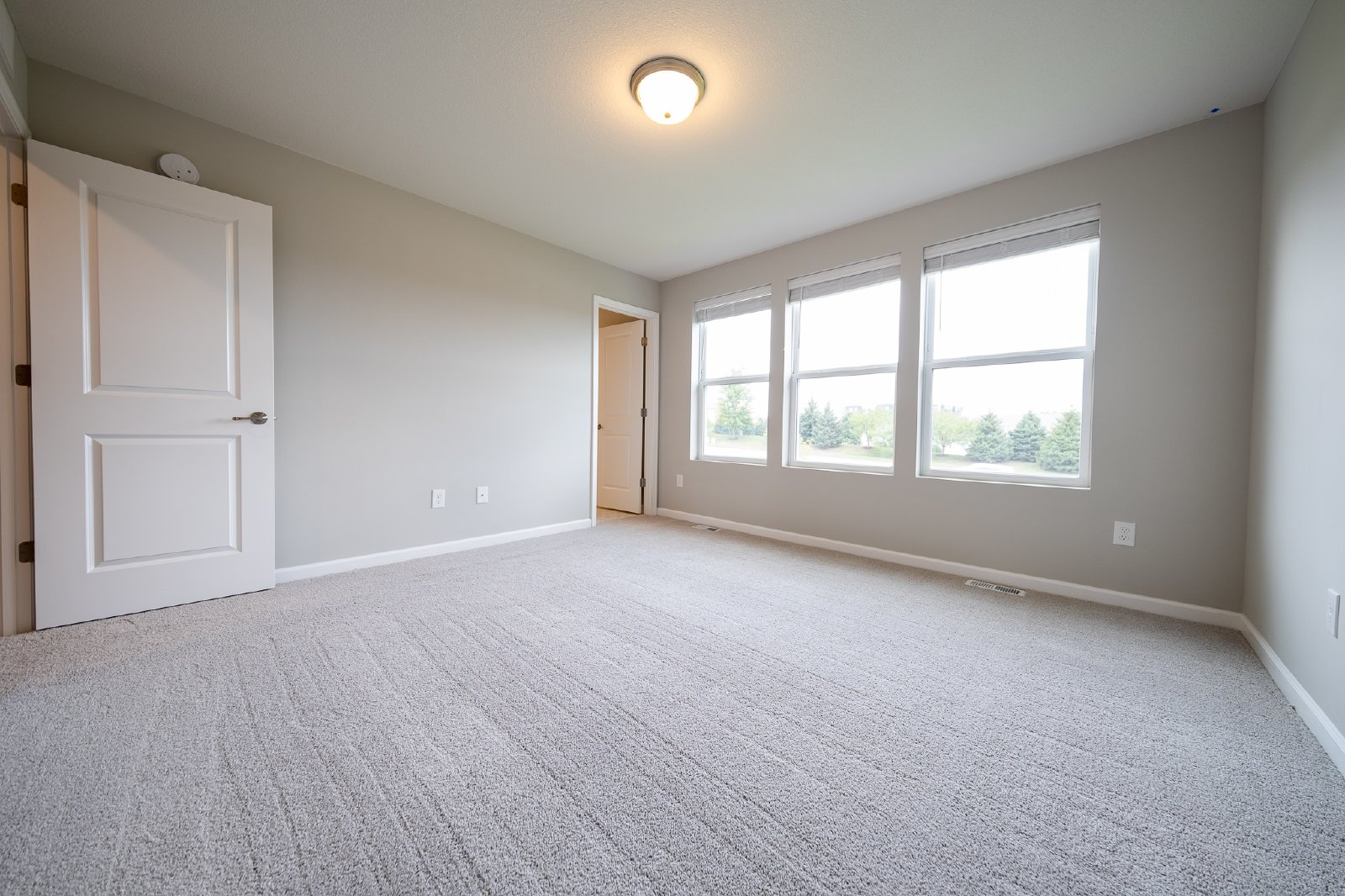 Giants Way, Lakeville (17943) AB MG1 **HWP** - 1 property image