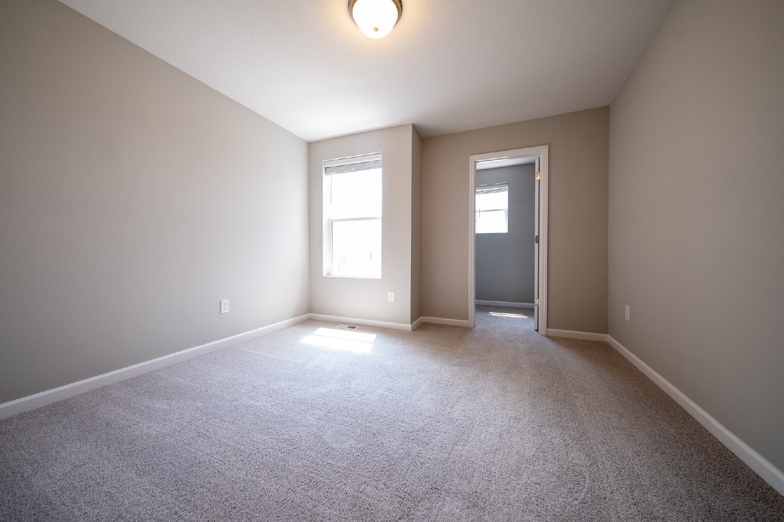 Giants Way, Lakeville (17943) AB MG1 **HWP** - 1 property image