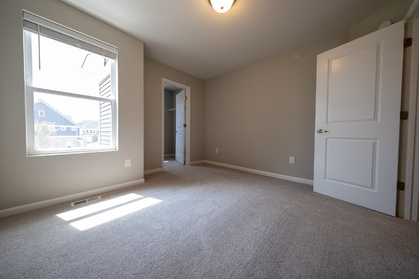 Giants Way, Lakeville (17943) AB MG1 **HWP** - 1 property image