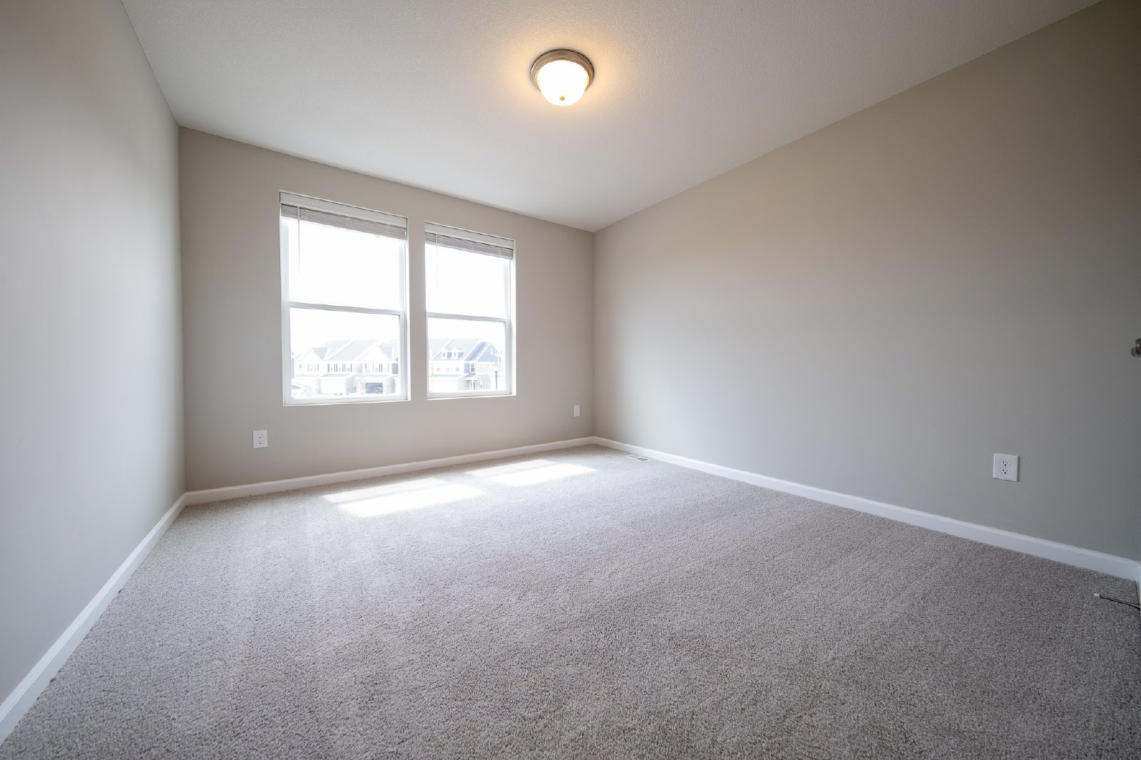 Giants Way, Lakeville (17943) AB MG1 **HWP** - 1 property image