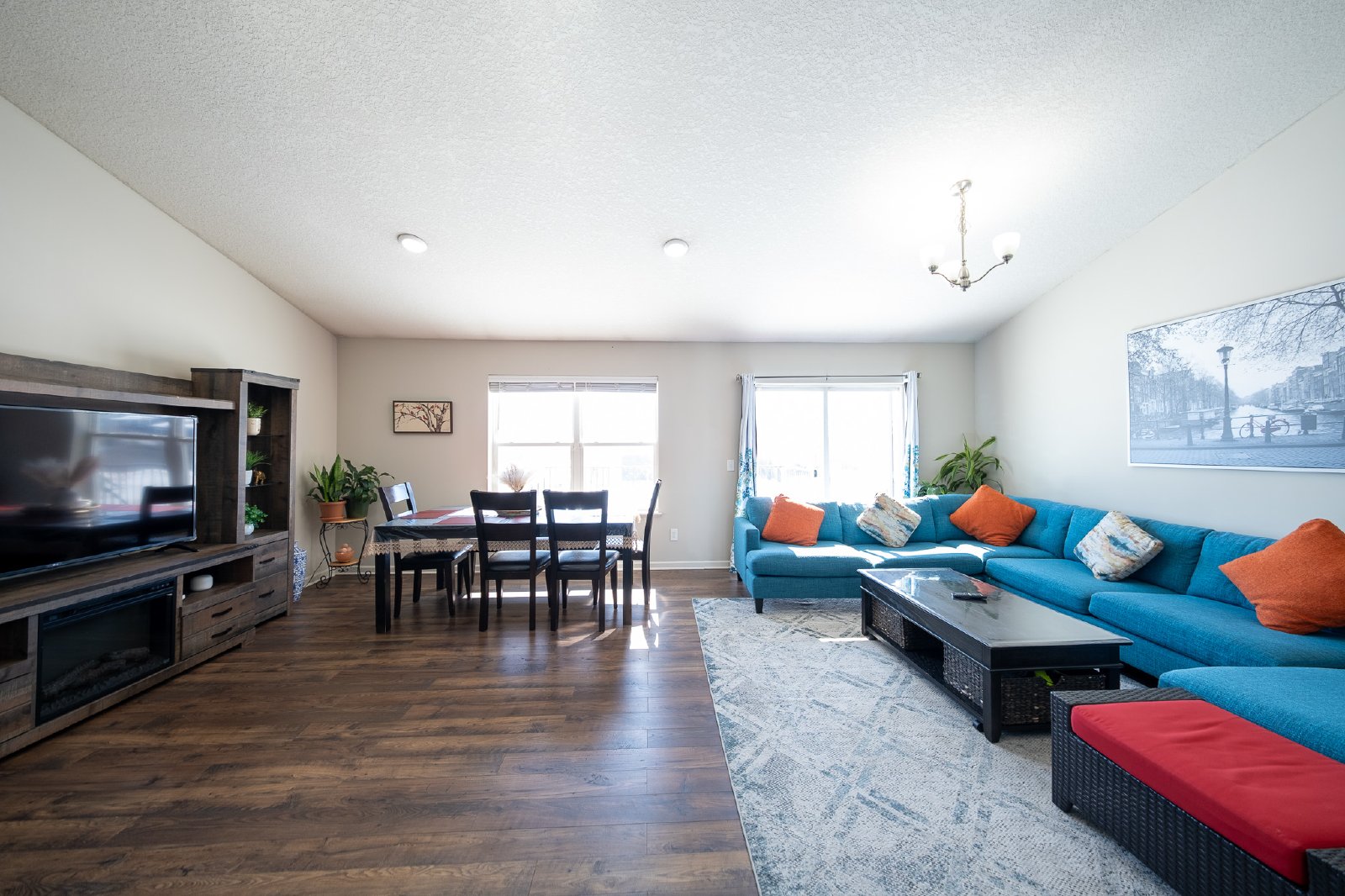 Titanium Circle, Woodbury (8525) JP MG1 - 1 property image