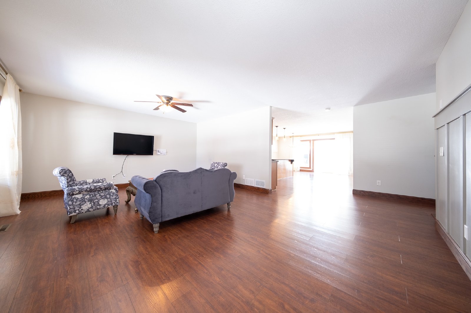 Duck Pond Way, Apple Valley (15678) AB JS1 **TPO** - 1 property image