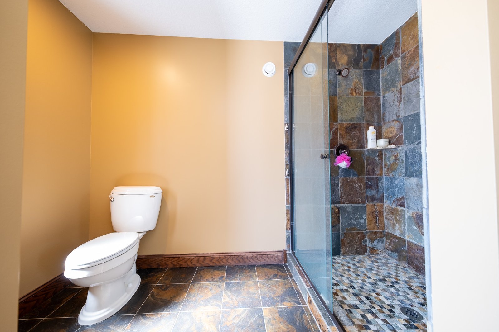 Duck Pond Way, Apple Valley (15678) AB JS1 **TPO** - 1 property image