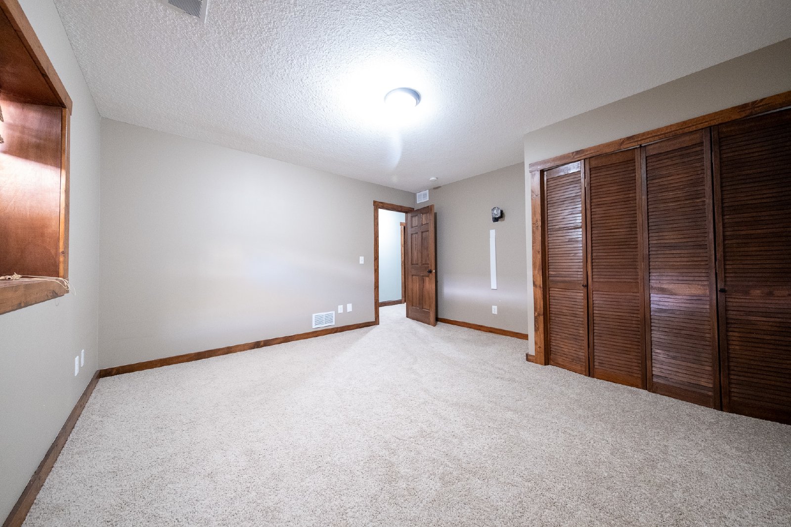 Duck Pond Way, Apple Valley (15678) AB JS1 **TPO** - 1 property image