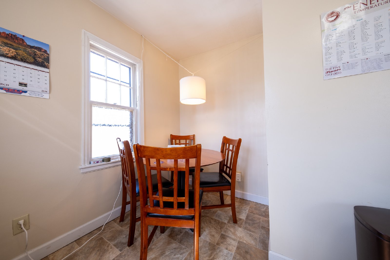 Quail Avenue North, Robbinsdale (4013) LS MG1 - 1 property image