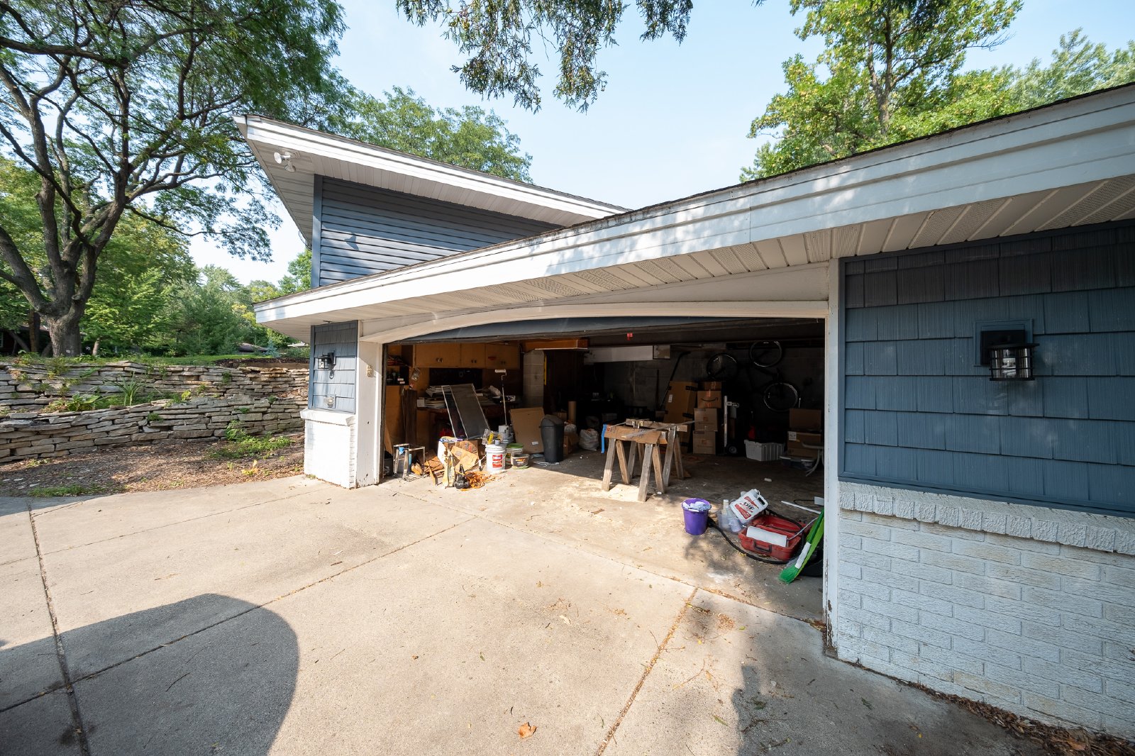113th Street West, Bloomington (4517) JP CW1 - 1 property image