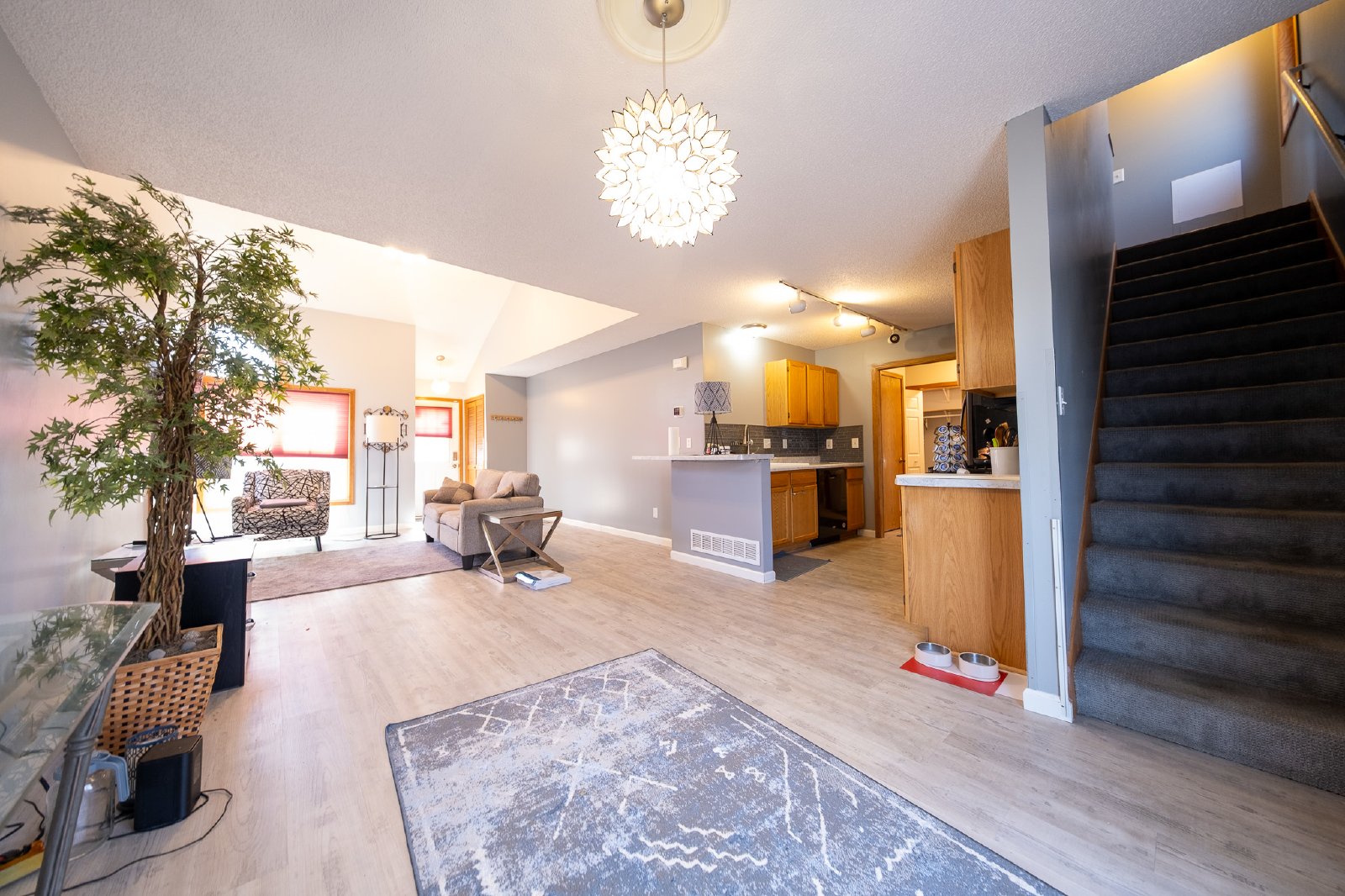 Fillmore Circle Northeast, Fridley (1039) JP CW1 *HWP* - 1 property image