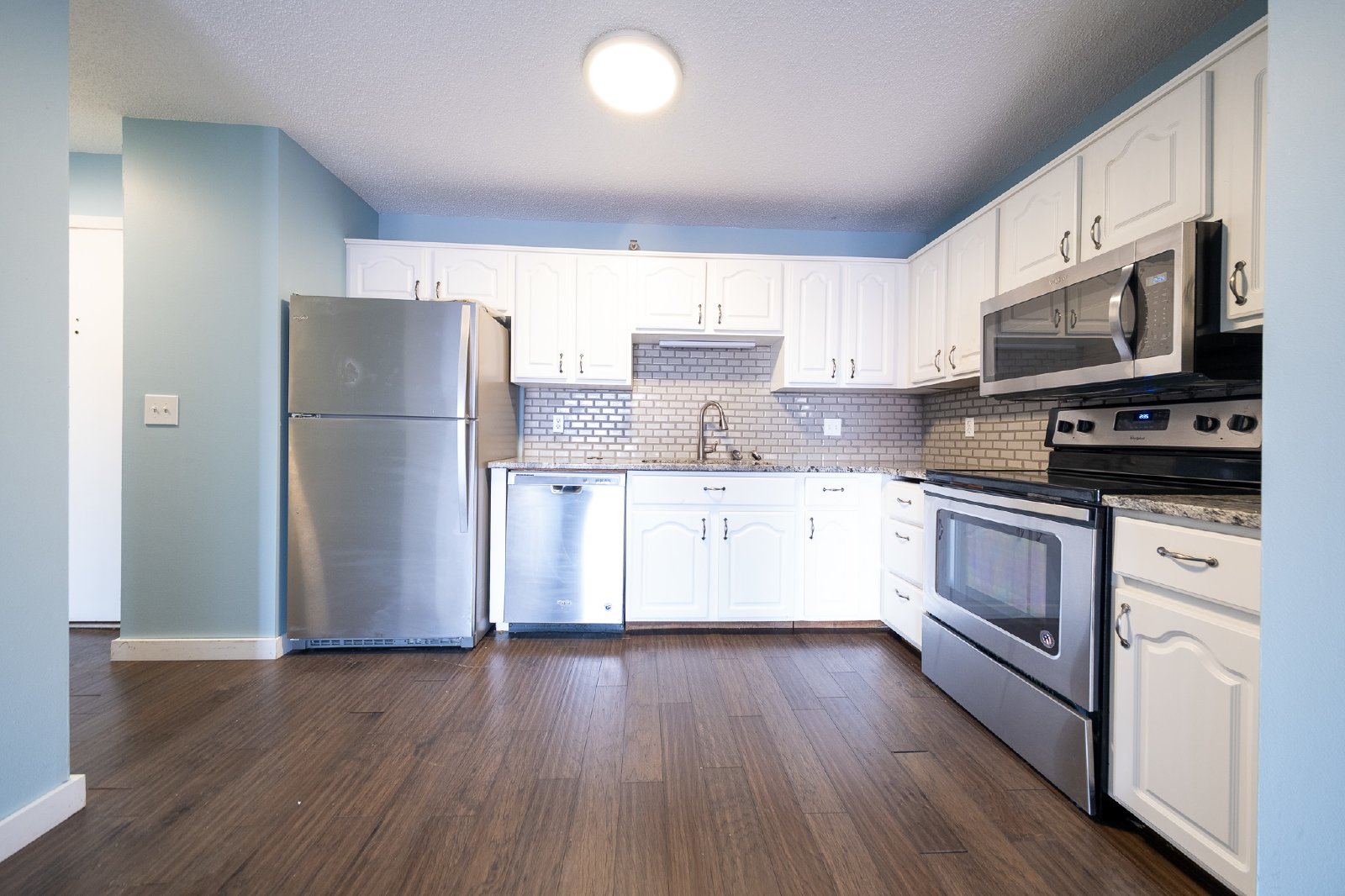 10th Street West, St Paul (26, Unit 804) AB KK1 - 804 property image