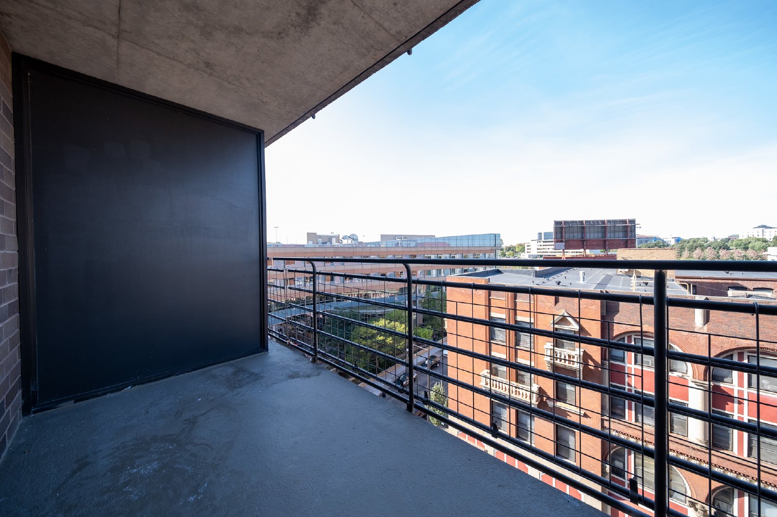 10th Street West, St Paul (26, Unit 804) AB KK1 - 804 property image