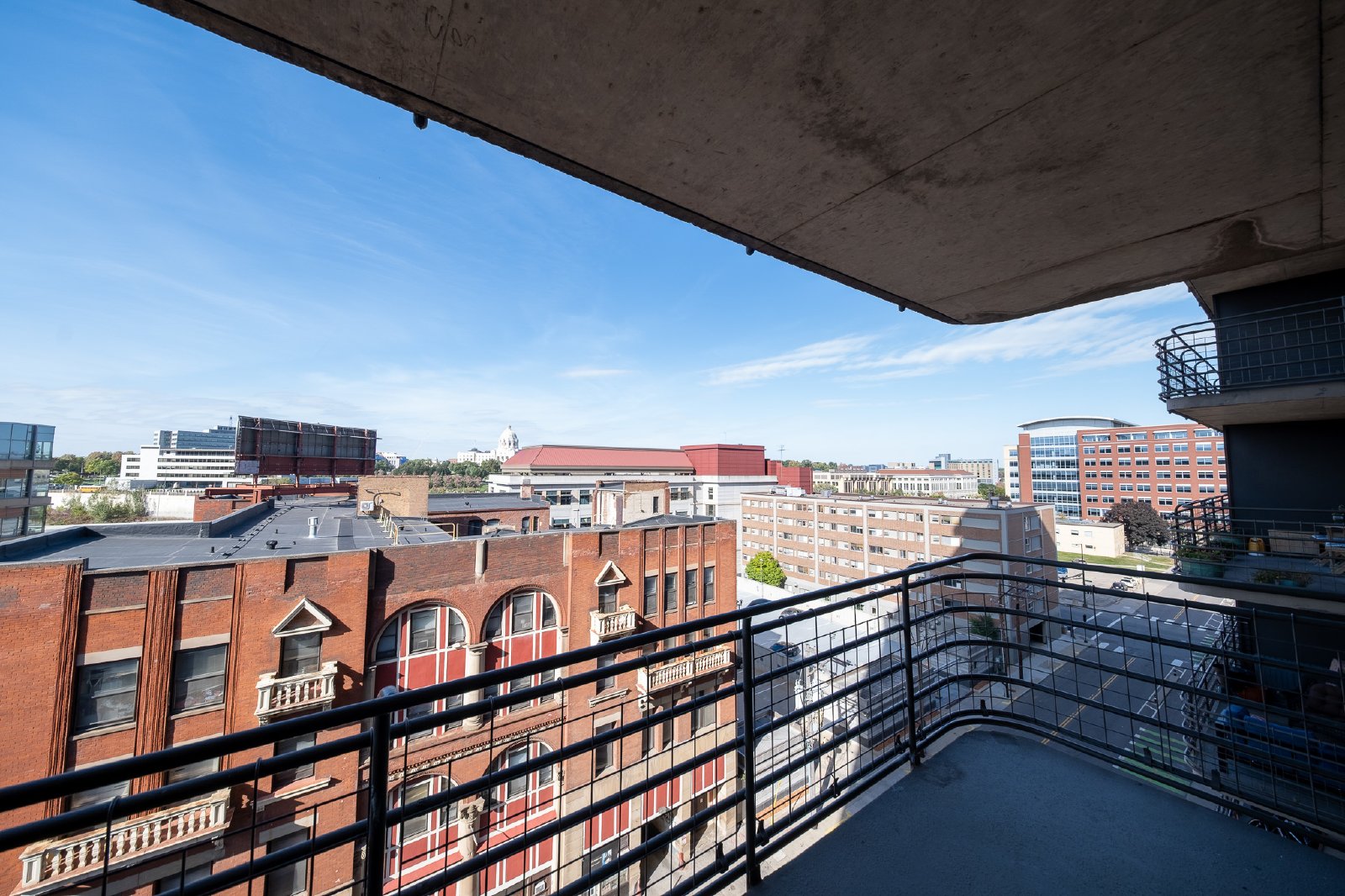 10th Street West, St Paul (26, Unit 804) AB KK1 - 804 property image