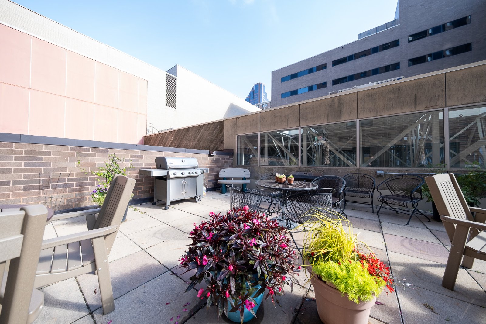 10th Street West, St Paul (26, Unit 804) AB KK1 - 804 property image