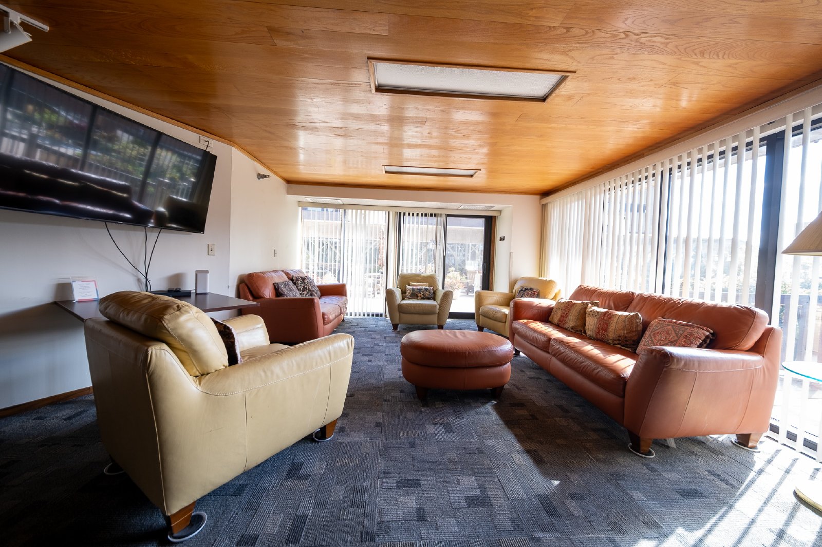 10th Street West, St Paul (26, Unit 804) AB KK1 - 804 property image