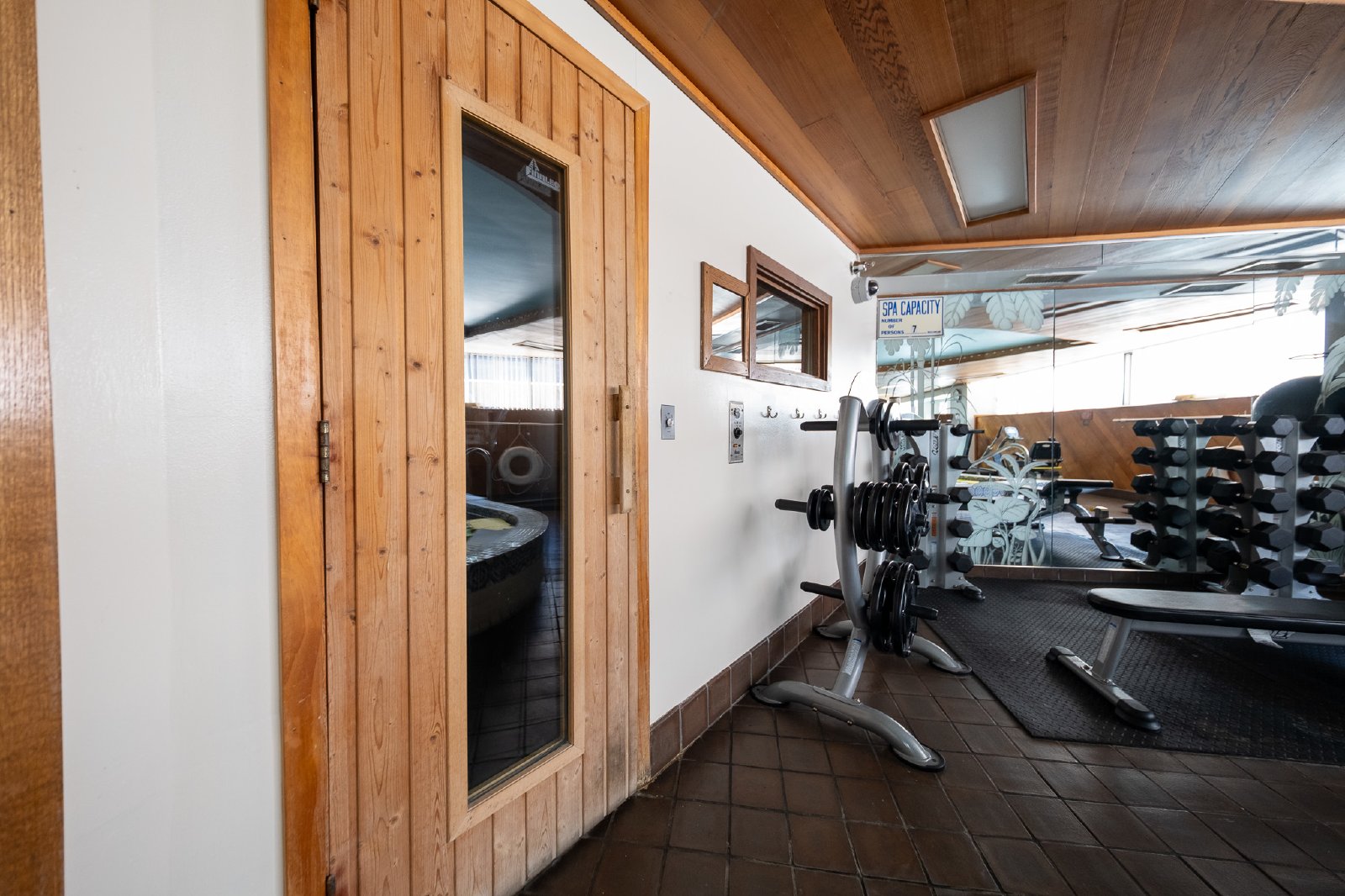 10th Street West, St Paul (26, Unit 804) AB KK1 - 804 property image