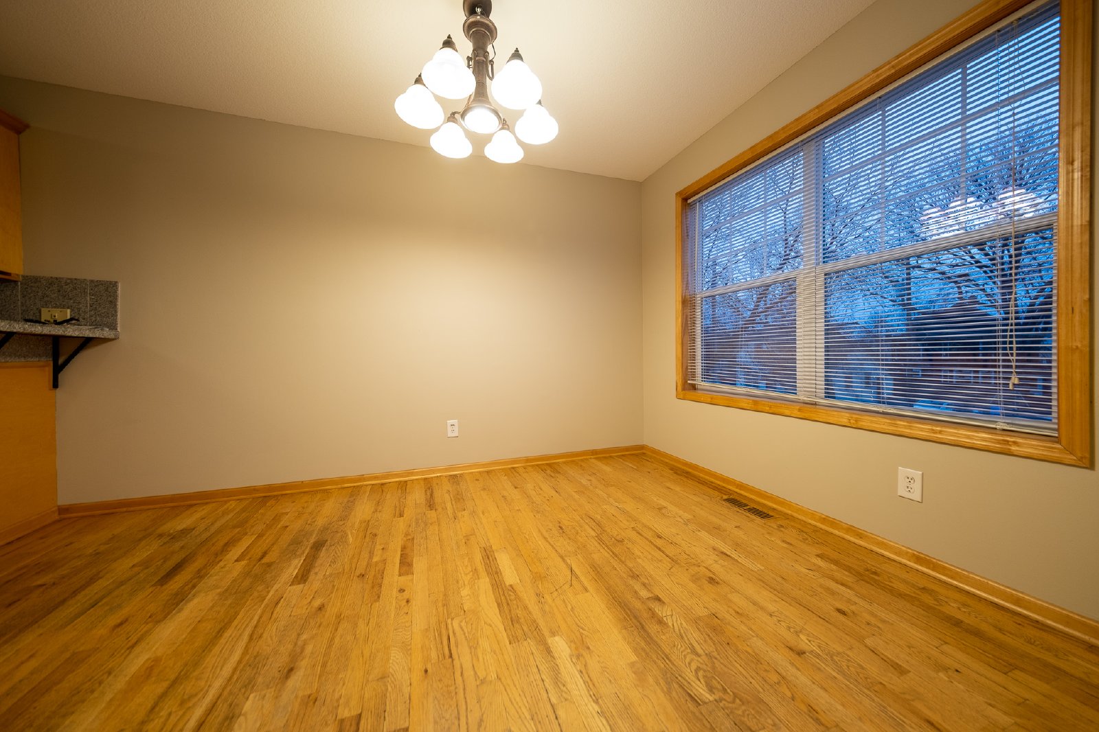 Stevens Street West, St Paul (350 & 352) LY ER1 **HWP** - 350 property image