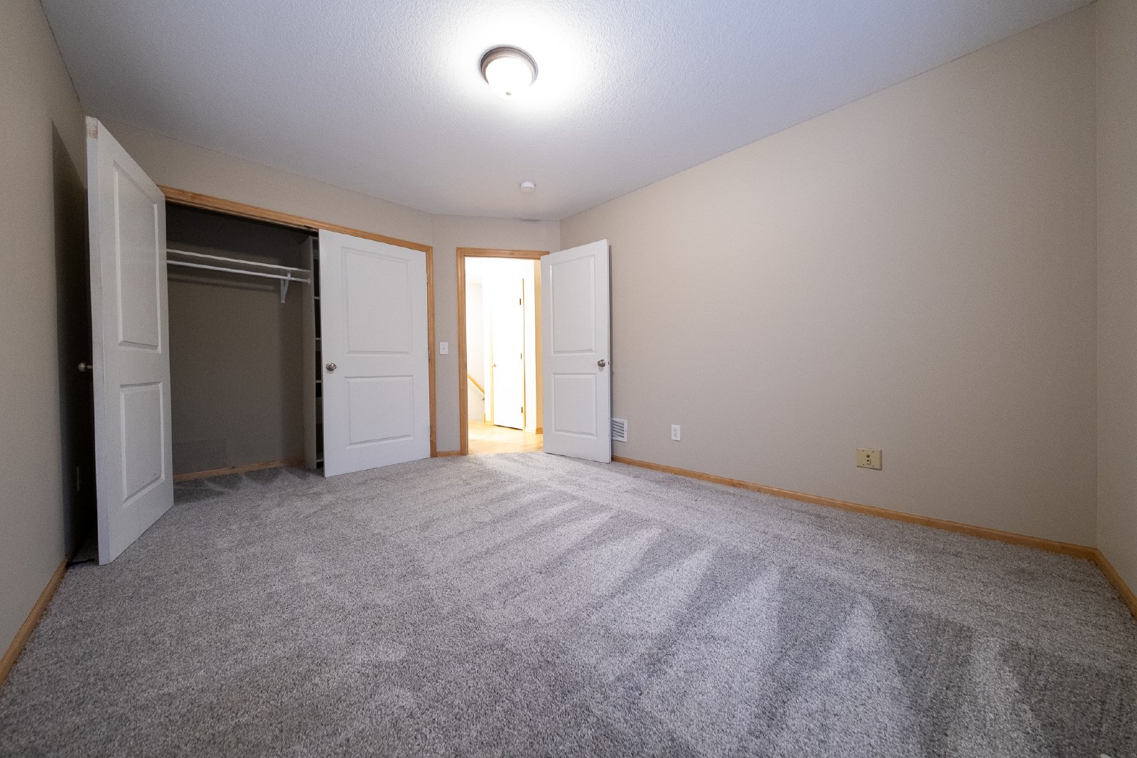 Stevens Street West, St Paul (350 & 352) LY ER1 **HWP** - 350 property image