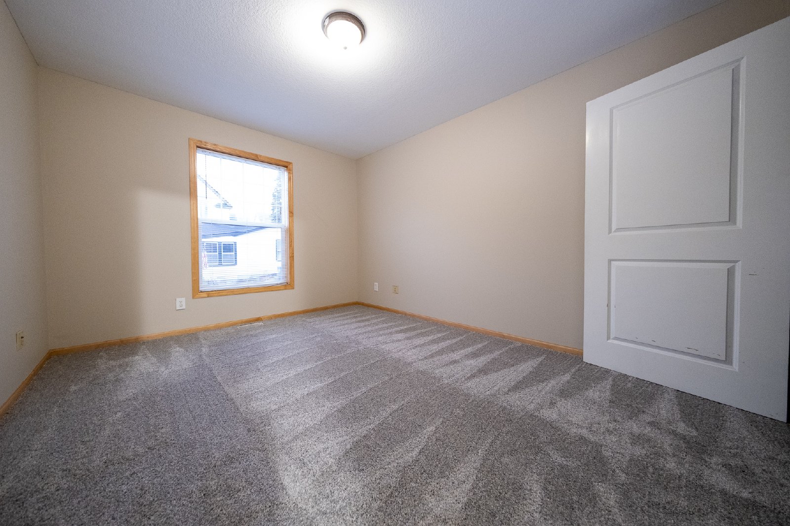 Stevens Street West, St Paul (350 & 352) LY ER1 **HWP** - 350 property image