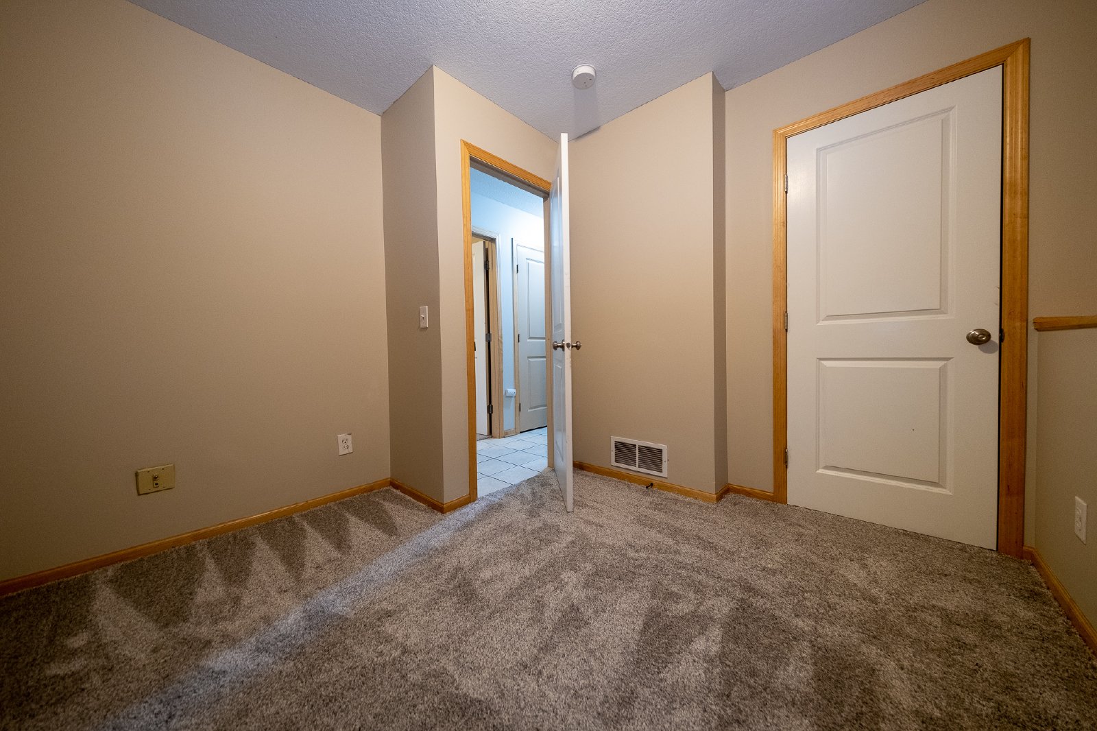 Stevens Street West, St Paul (350 & 352) LY ER1 **HWP** - 350 property image