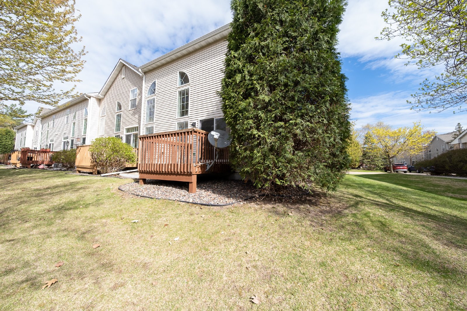 Rath Place, Eden Prairie (9345) JH ER1 **HWP** - 1 property image